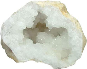 Demi Géode de Cristal - Pierre naturelle de collection , pour recharger les autres pierres ou décoration