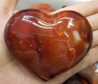 Coeur de cornaline de qualité AA+ pièce de 6 cm pierre de soin