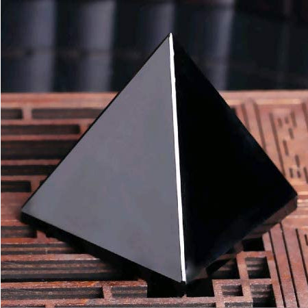Pyramide en Obsidienne Noire (4)